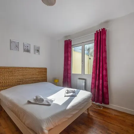 Bassin Avec Patio * פורט-אן-בסאן-אופאן