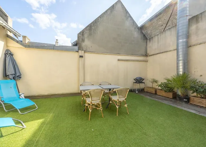 Bassin Avec Patio Lejlighed